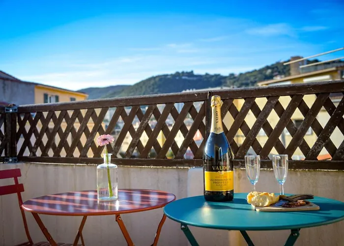 Rosella - Rooftop Hypercentre - By Tgb Ajaccio (Corsica)